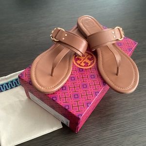 Tory Burch Sz.7.5 Tan Sandal